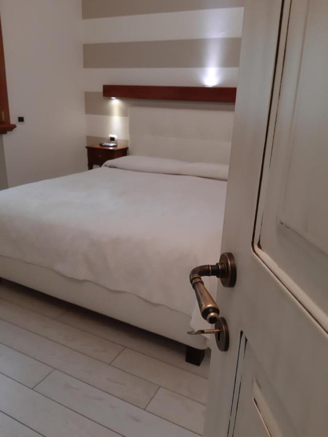 Sweet Appartment Di Guido Πεσκιέρα ντελ Γκάρντα Εξωτερικό φωτογραφία